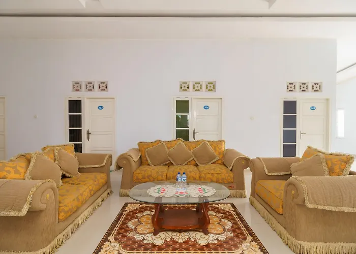 RedDoorz Syariah near Simpang Sekip Palembang Hotel